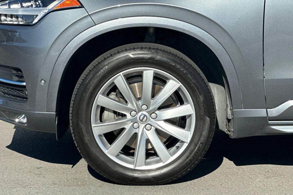 used 2018 Volvo XC90 car, priced at $19,595