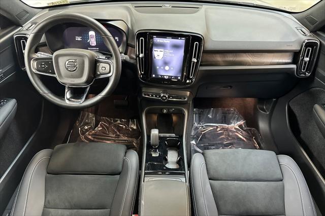 used 2023 Volvo C40 Recharge Pure Electric car, priced at $36,600