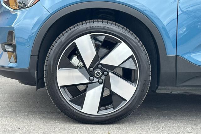 used 2022 Volvo C40 Recharge Pure Electric car, priced at $38,000