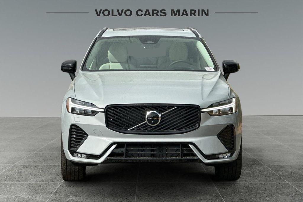 new 2026 Volvo XC60 car, priced at $63,935