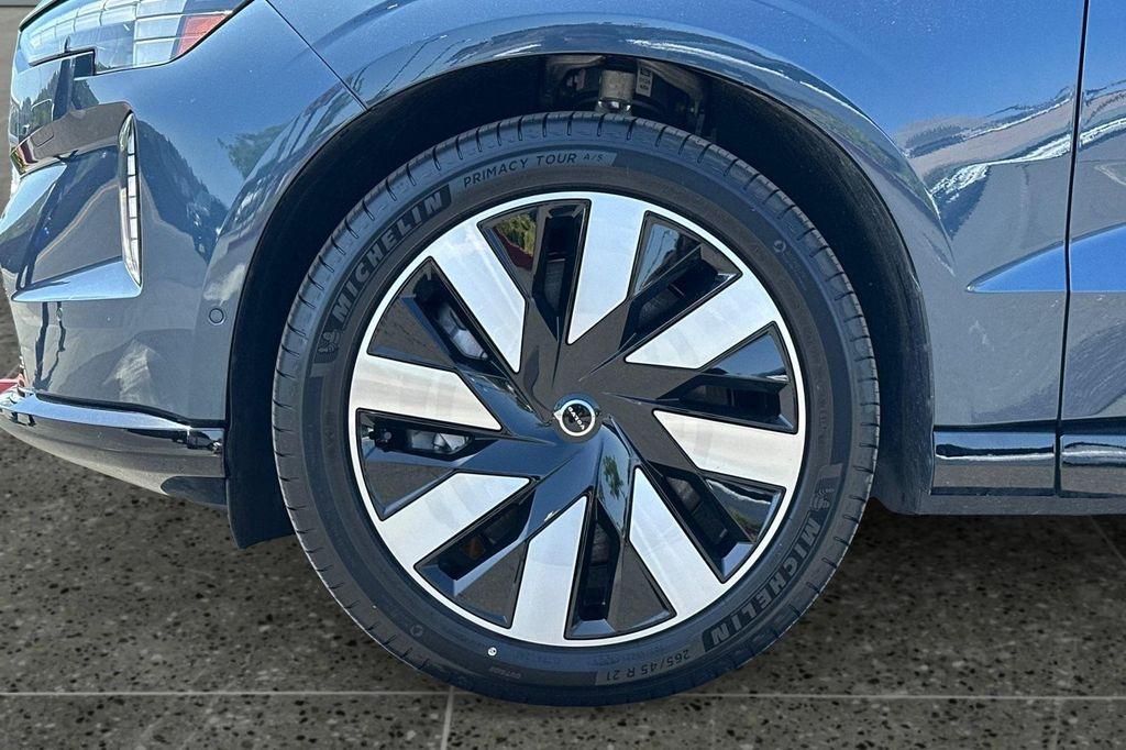 new 2025 Volvo EX90 car, priced at $93,840