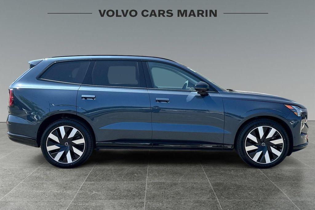 new 2025 Volvo EX90 car, priced at $93,840