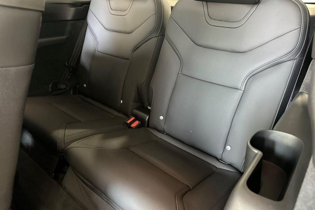 new 2025 Volvo EX90 car, priced at $93,840