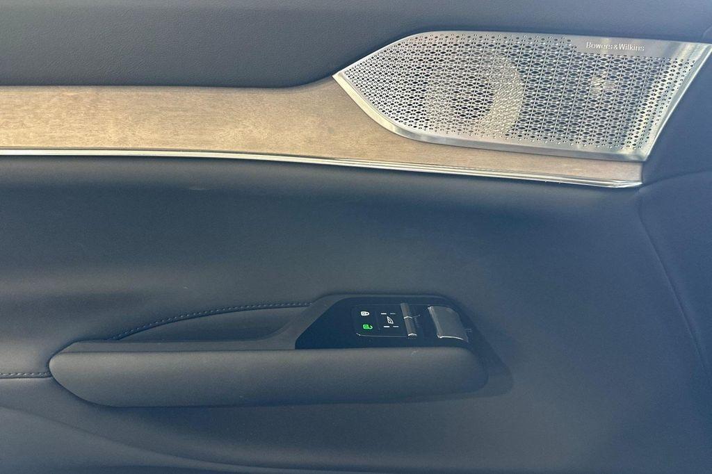 new 2025 Volvo EX90 car, priced at $93,840