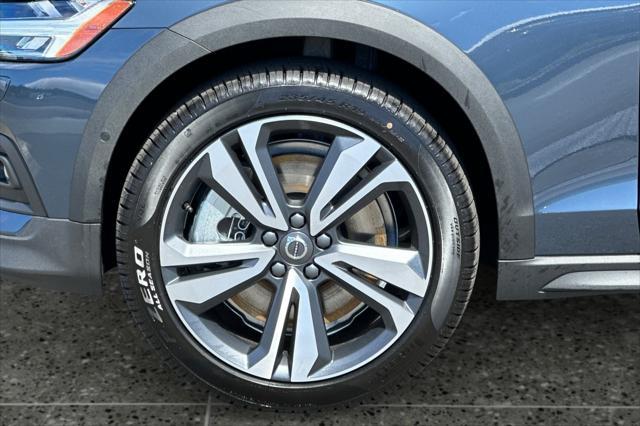 new 2026 Volvo V60 Cross Country car, priced at $57,370