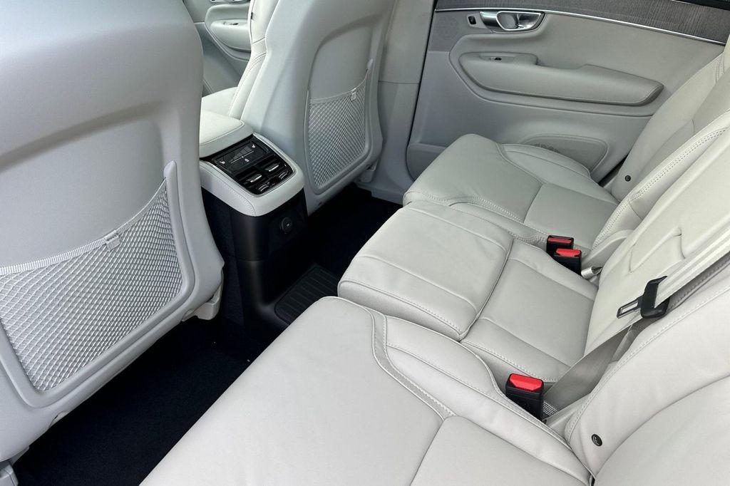 new 2026 Volvo XC90 Plug-In Hybrid car, priced at $85,625