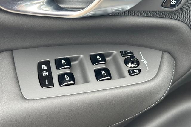 new 2025 Volvo XC90 car, priced at $65,555