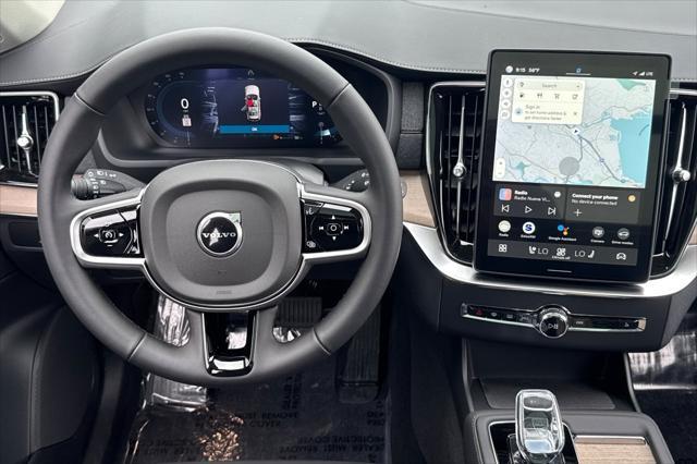 new 2025 Volvo XC90 car, priced at $65,555