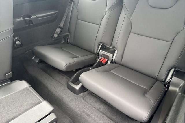 new 2025 Volvo XC90 car, priced at $65,555