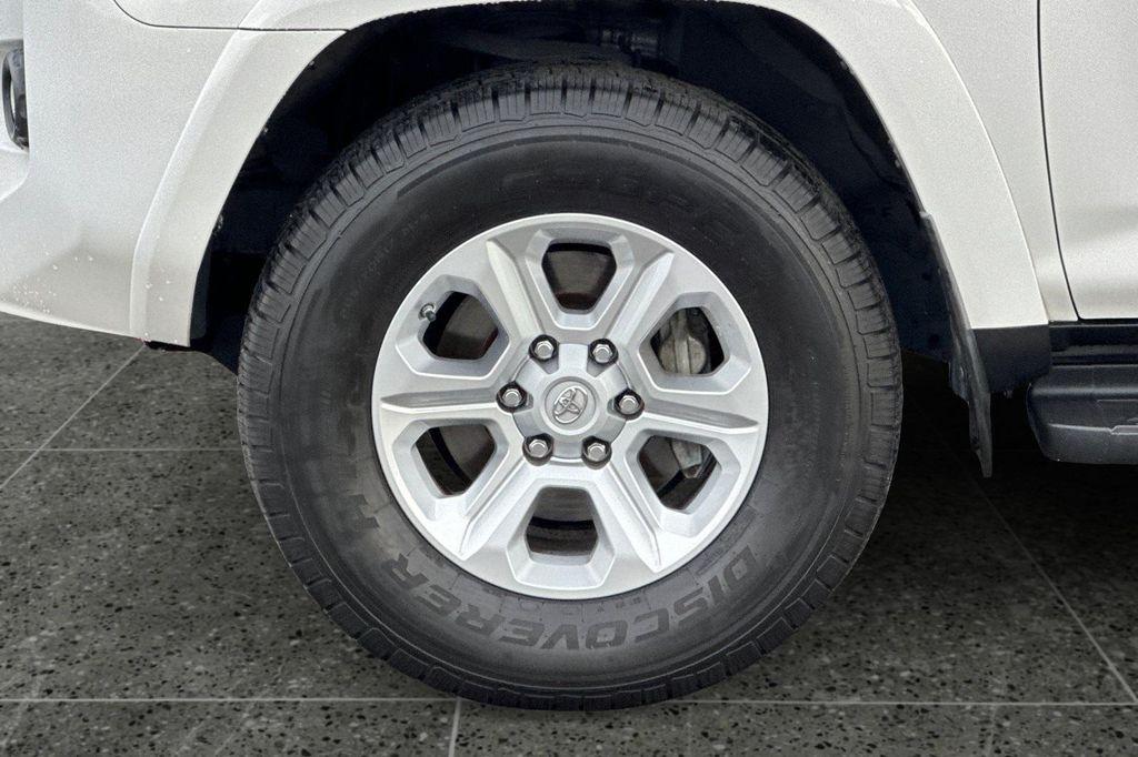 used 2015 Toyota 4Runner car, priced at $25,499