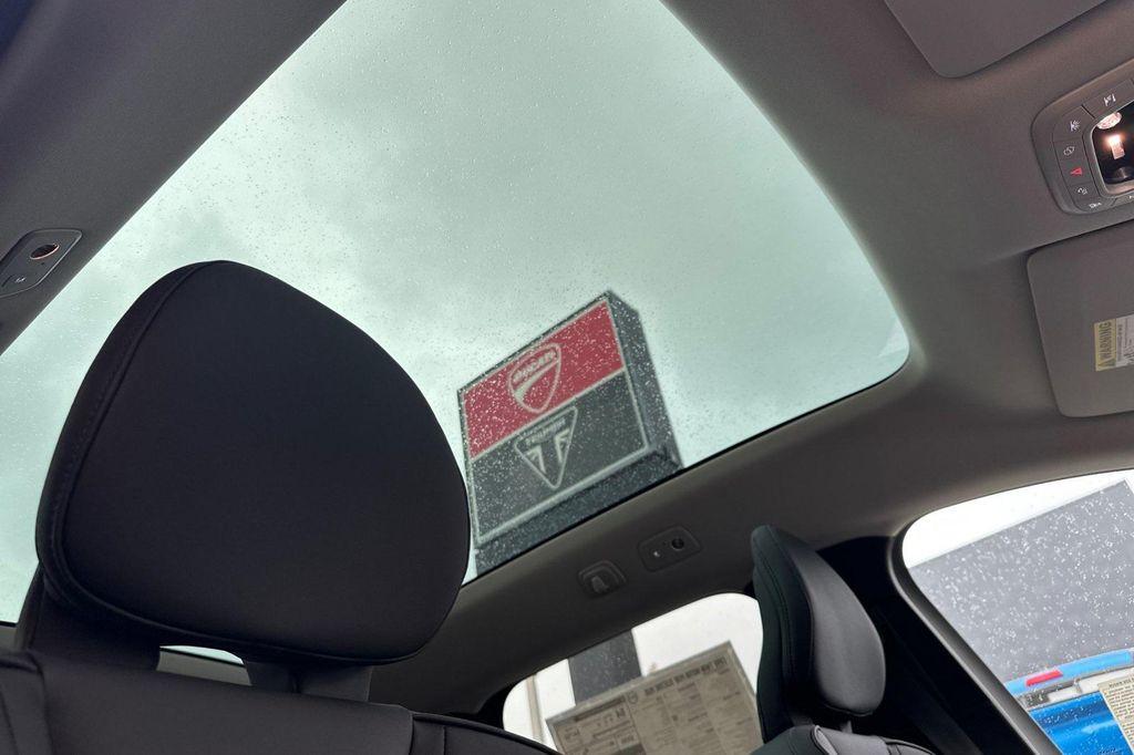 new 2025 Volvo EX90 car, priced at $88,325