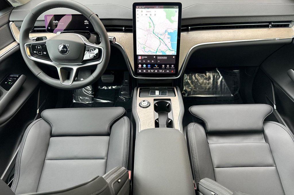 new 2025 Volvo EX90 car, priced at $88,325
