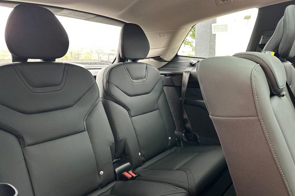 new 2025 Volvo EX90 car, priced at $88,325