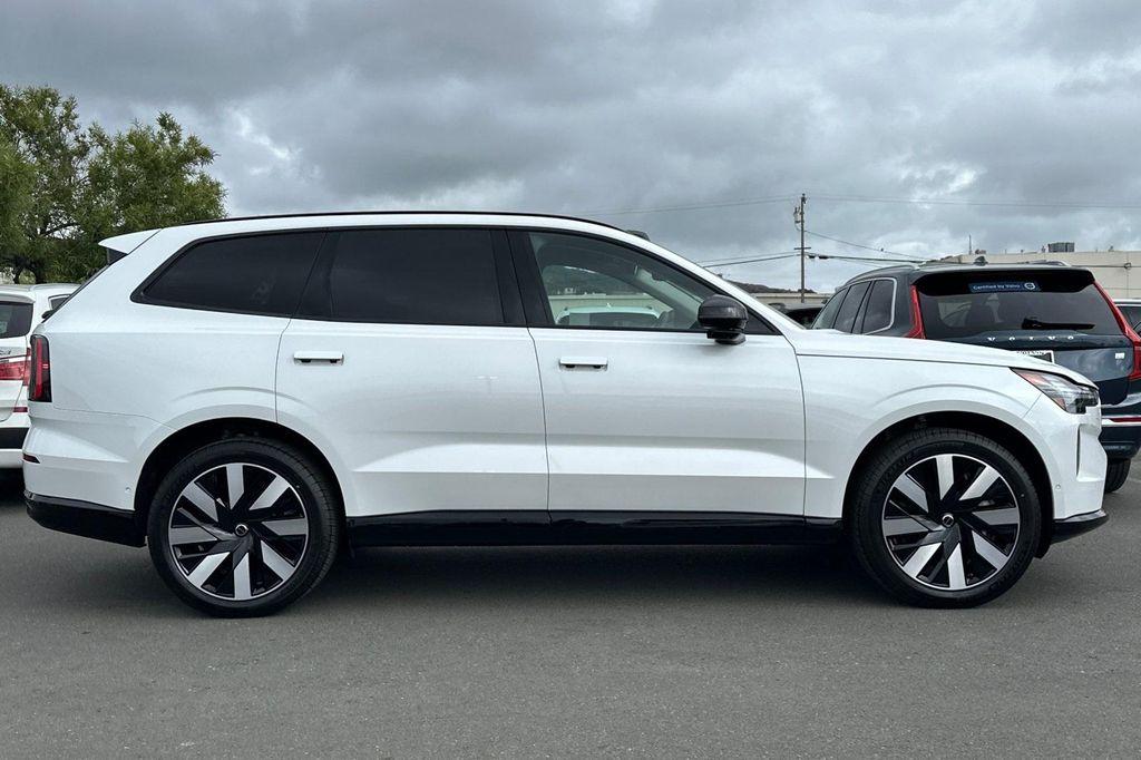new 2025 Volvo EX90 car, priced at $88,325