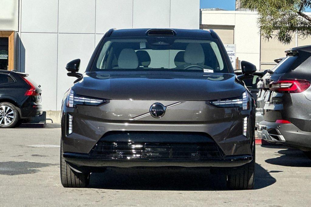 new 2025 Volvo EX90 car, priced at $85,895