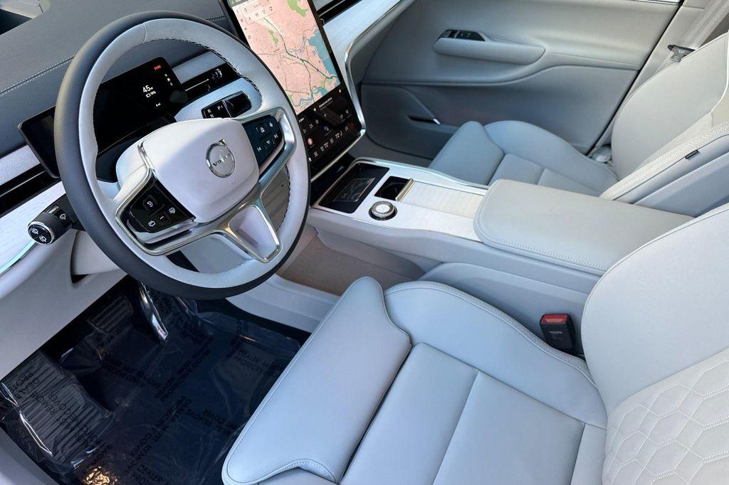 new 2025 Volvo EX90 car, priced at $85,895