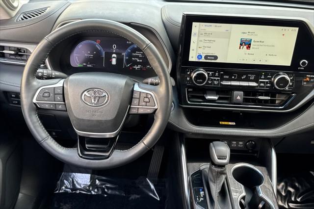 used 2023 Toyota Highlander Hybrid car, priced at $52,300