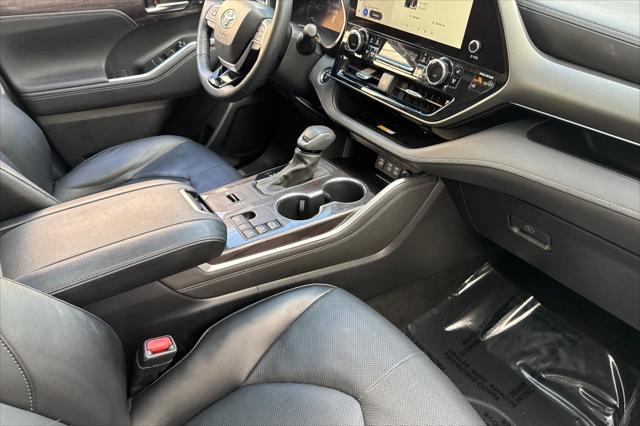 used 2023 Toyota Highlander Hybrid car, priced at $52,300