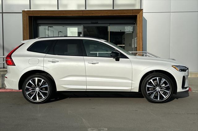 new 2025 Volvo XC60 car, priced at $55,725