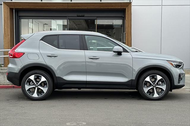 new 2025 Volvo XC40 car, priced at $48,315