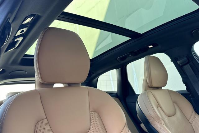 used 2022 Volvo XC60 car, priced at $42,400