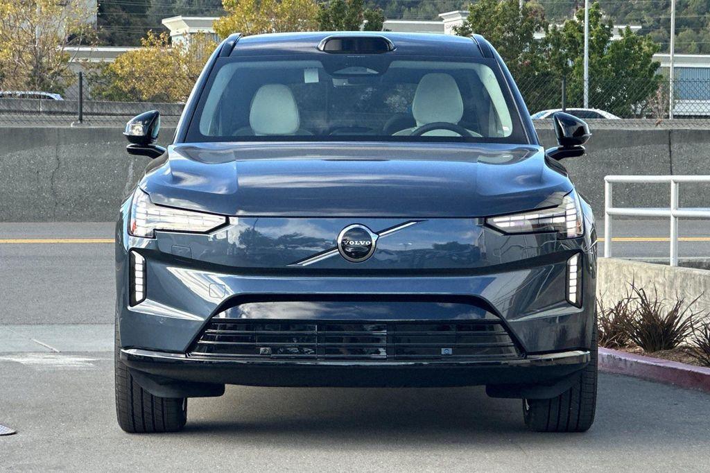 new 2025 Volvo EX90 car, priced at $83,825