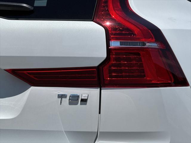 new 2025 Volvo XC60 Plug-In Hybrid car, priced at $72,090