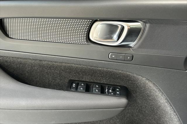 used 2022 Volvo XC40 Recharge Pure Electric car, priced at $34,400