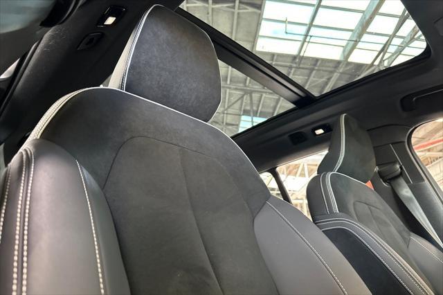 used 2022 Volvo XC40 Recharge Pure Electric car, priced at $34,400