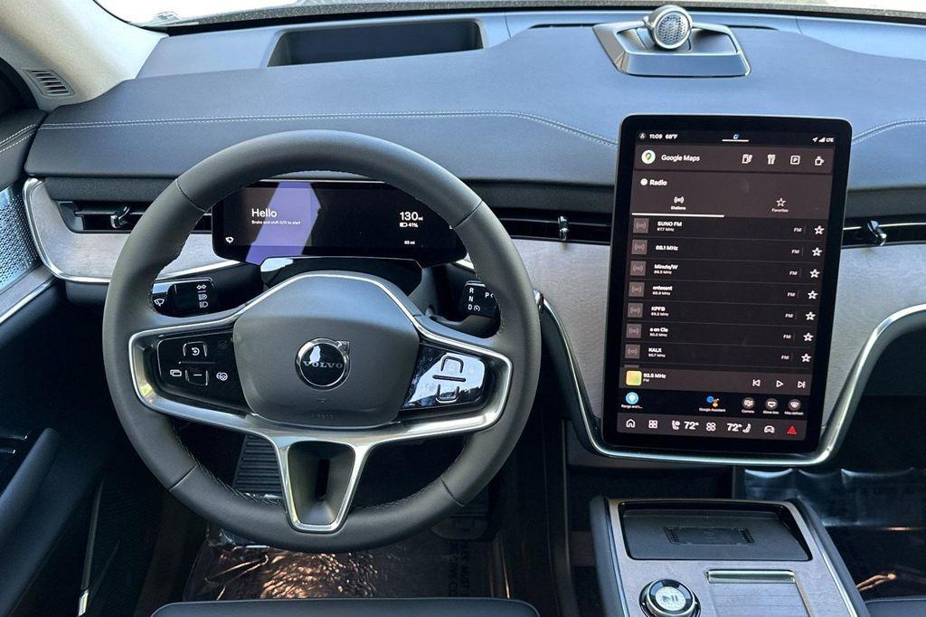 new 2025 Volvo EX90 car, priced at $95,320