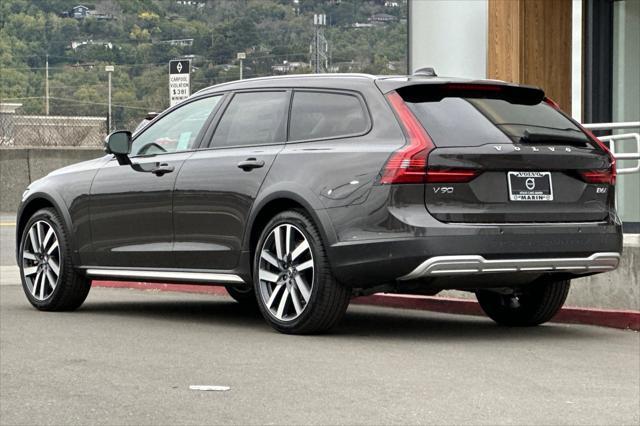 new 2025 Volvo V90 Cross Country car, priced at $71,460