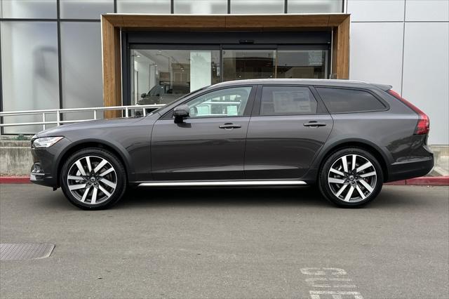 new 2025 Volvo V90 Cross Country car, priced at $71,460