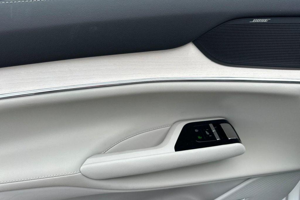 new 2025 Volvo EX90 car, priced at $88,945