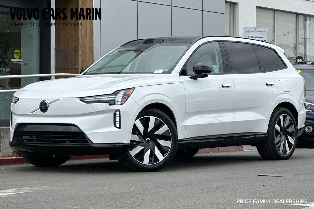 new 2025 Volvo EX90 car, priced at $88,945