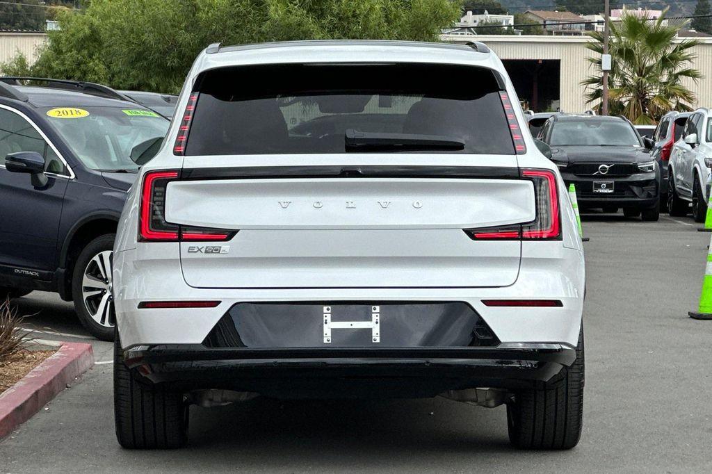 new 2025 Volvo EX90 car, priced at $87,365