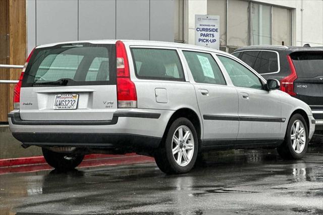 used 2002 Volvo V70 car, priced at $8,700