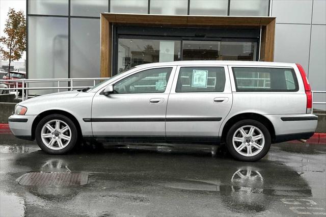 used 2002 Volvo V70 car, priced at $8,700