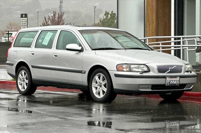 used 2002 Volvo V70 car, priced at $8,700