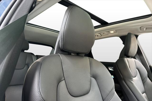 new 2025 Volvo XC60 car, priced at $56,360