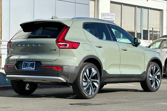 new 2025 Volvo XC40 car, priced at $52,000