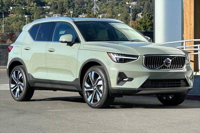 new 2025 Volvo XC40 car, priced at $52,000