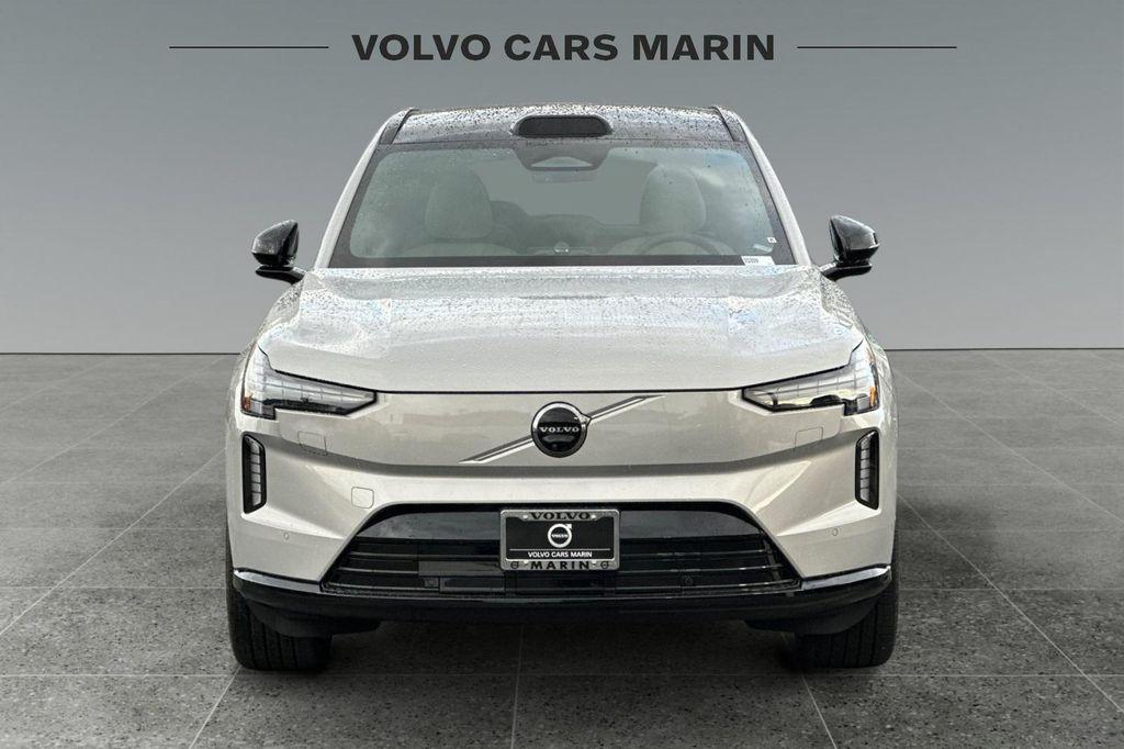 new 2025 Volvo EX90 car, priced at $95,360