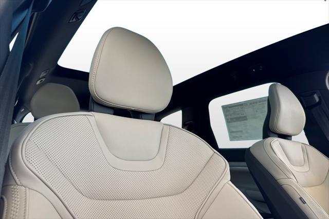 new 2025 Volvo EX90 car, priced at $89,420