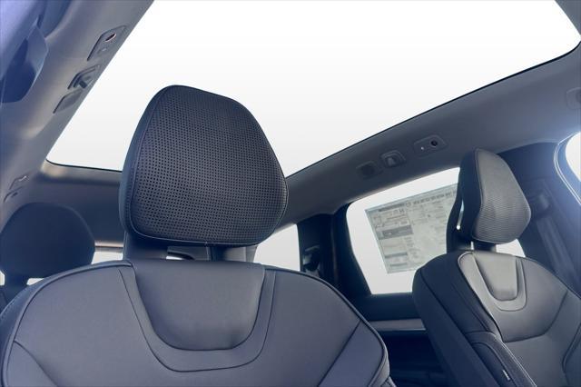 new 2025 Volvo EX90 car, priced at $93,840