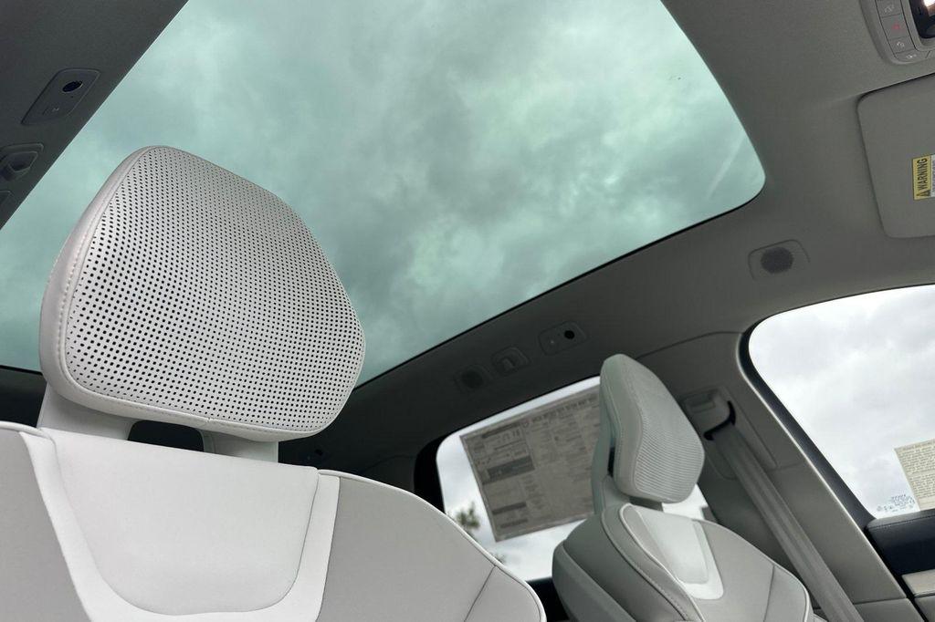new 2025 Volvo EX90 car, priced at $96,460