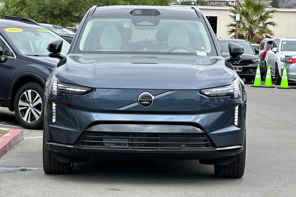 new 2025 Volvo EX90 car, priced at $96,460