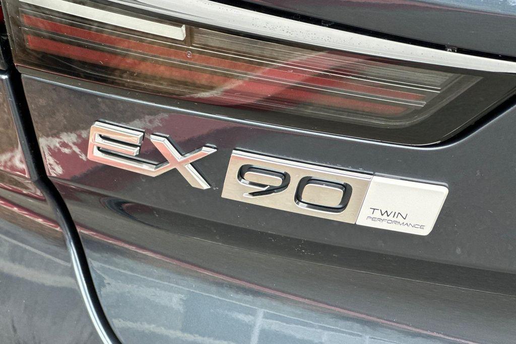 new 2025 Volvo EX90 car, priced at $96,460