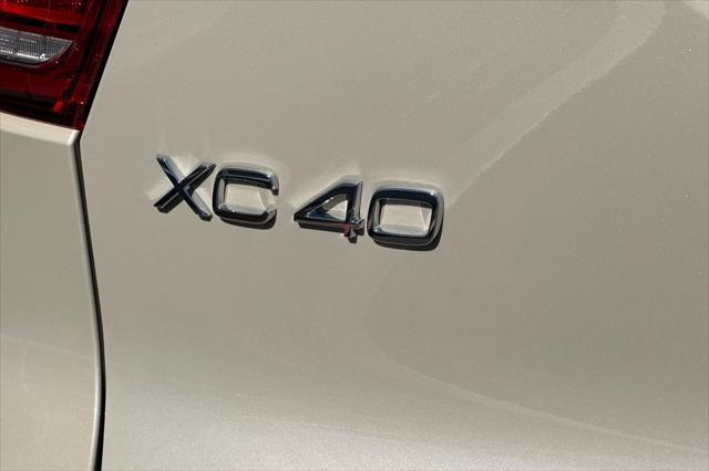 new 2025 Volvo XC40 car, priced at $51,550