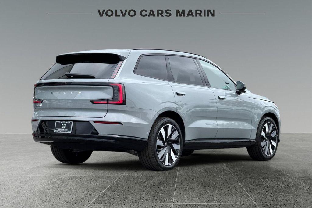 new 2025 Volvo EX90 car, priced at $91,490