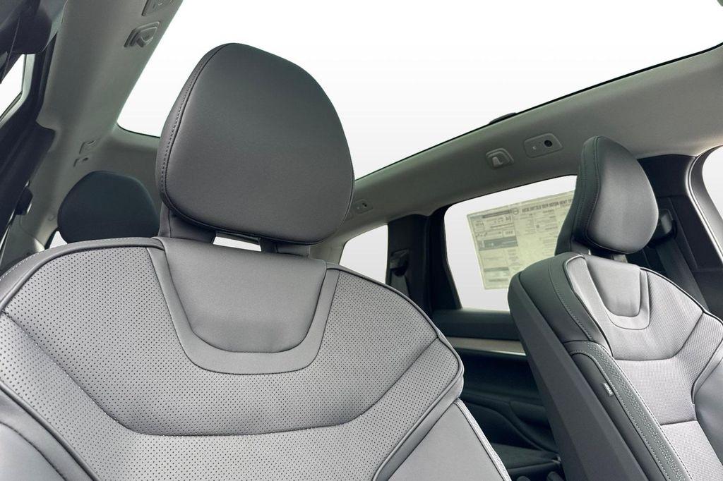 new 2025 Volvo EX90 car, priced at $91,490